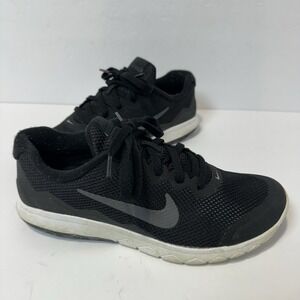 Nike Flex Experience RN4 women's size 8 black Sneakers style code 801552001 VGC